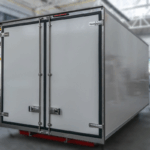 Contrans Boxbody solid op Slede